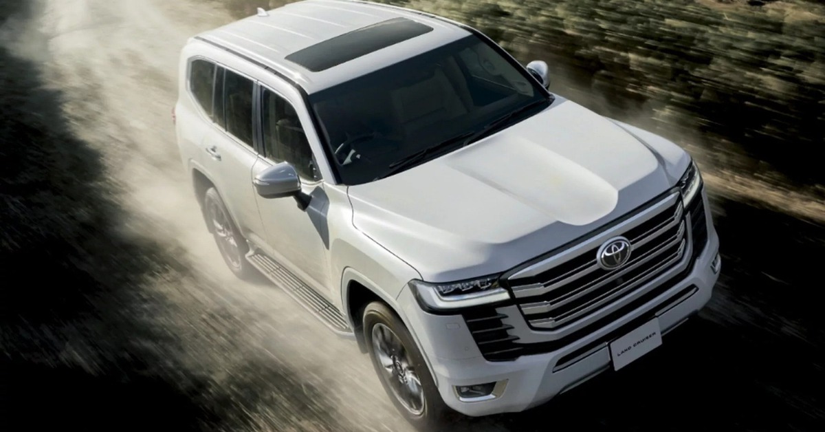 Toyota Land Cruiser 2025 'lột xác' đấu Defender: Thêm trang bị, màn mới, ADAS từ bản tiêu chuẩn