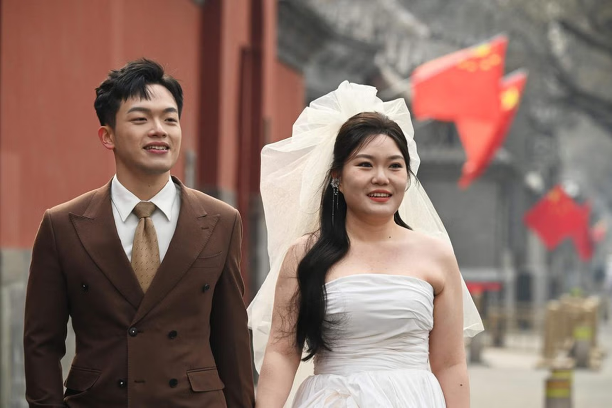 Trung Quốc đơn giản hóa thủ tục kết hôn, nỗ lực bỏ sính lễ gây tốn kém