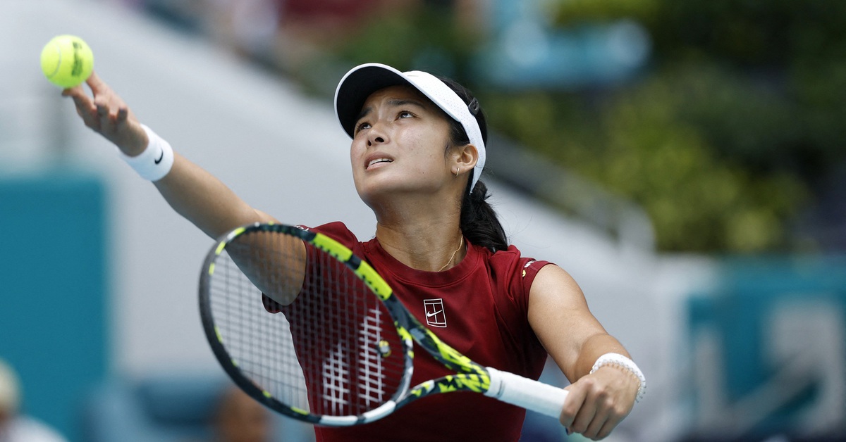 Cô gái 19 tuổi người Philippines gây chấn động là ng quần vợt - Tuổi Trẻ Online