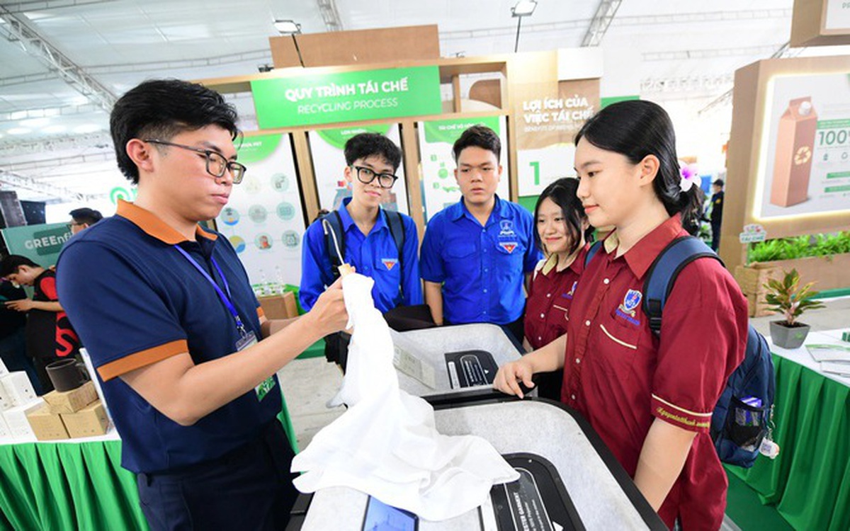 Từ ống hút rau muống đến lối sống bền vững