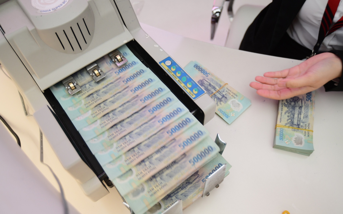 Tiết lộ thù lao lãnh đạo loạt ngân hàng, nơi lãi nhất hệ thống trả thu nhập sếp ra sao?