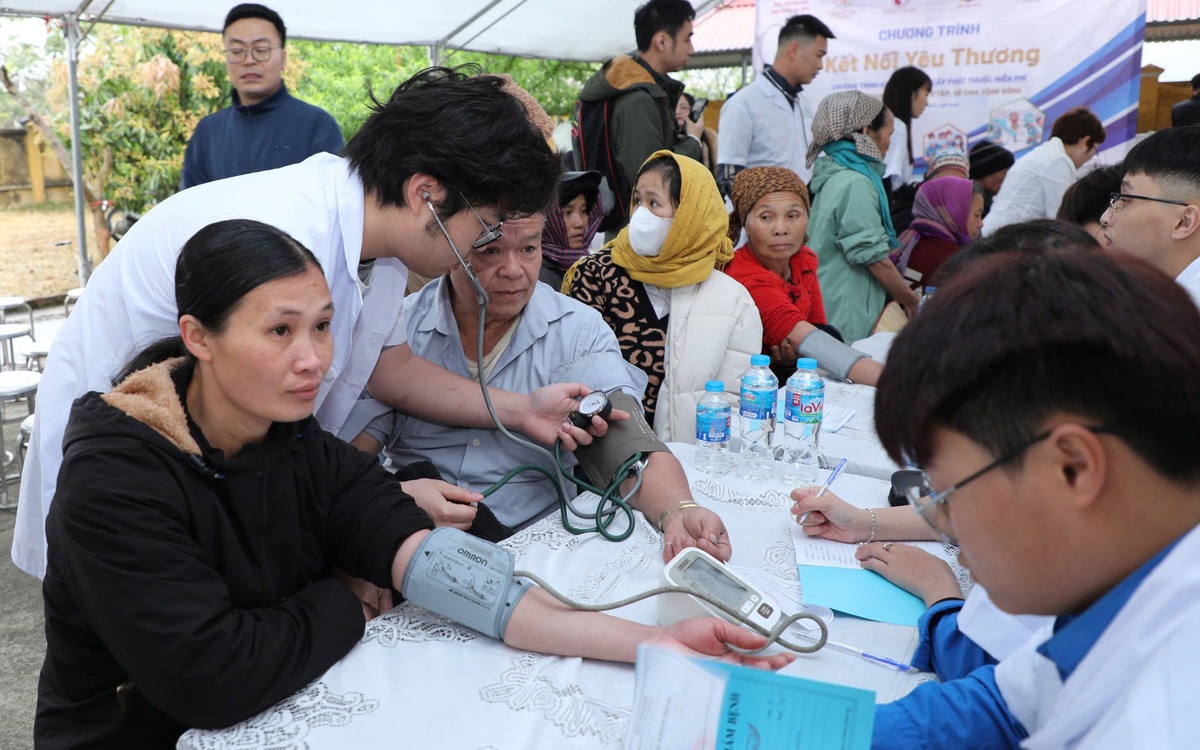 Bộ Nông nghiệp và Môi trường mang 'hơi ấm' đến xã vùng cao Thành Sơn