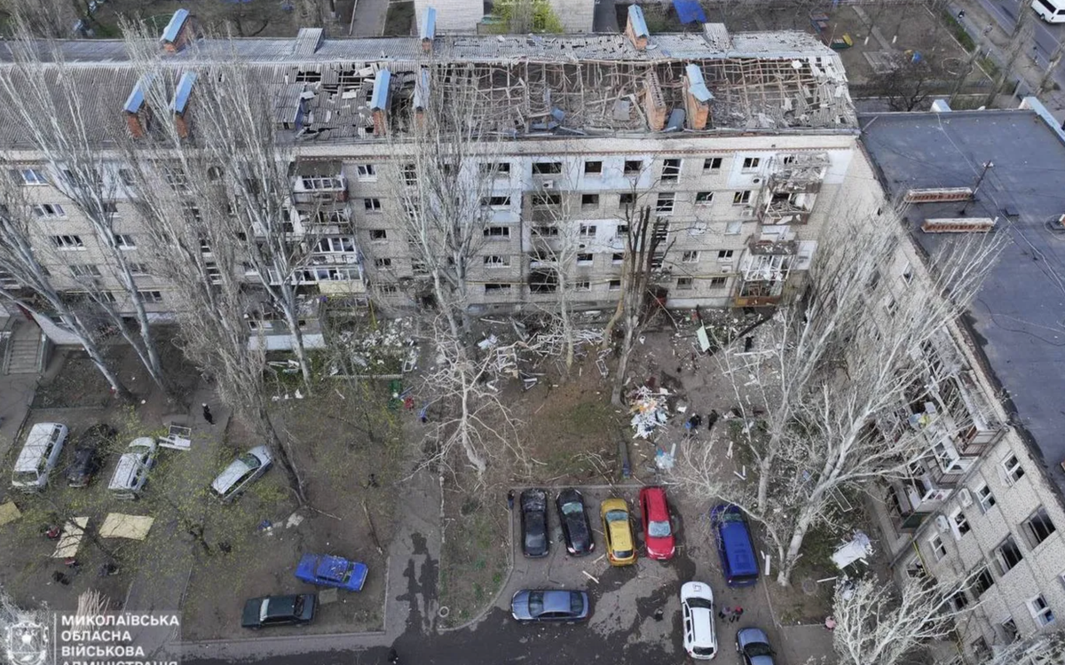 Ukraine nói Nga phóng hàng chục drone tấn công Kiev, Nga tố Ukraine vi phạm thỏa thuận