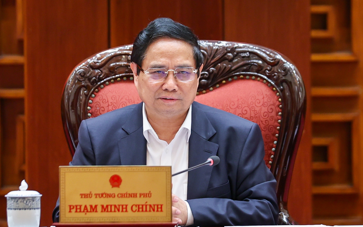 Thủ tướng: Không để xảy ra thất nghiệp, lập ngay đoàn đàm phán với Mỹ