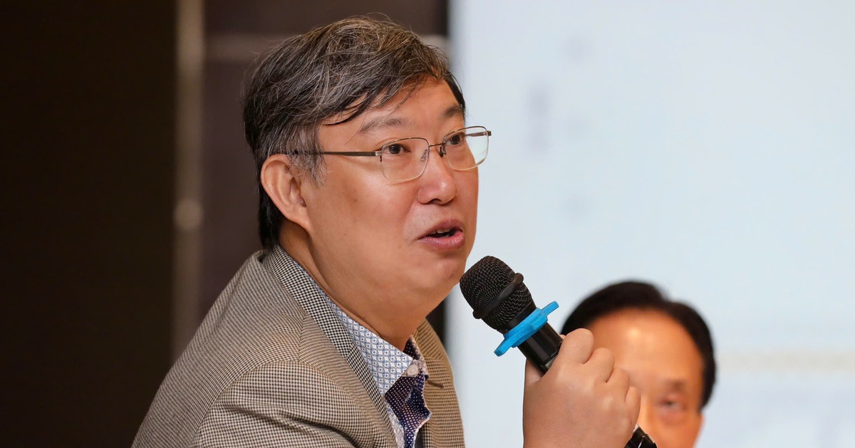 Tái cơ cấu ngân hàng phải dùng tiền thật