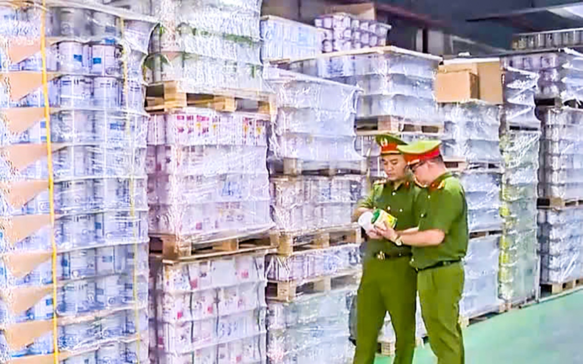 Triệt phá đường dây sản xuất gần 600 loại sữa bột giả, thu lợi gần 500 tỉ đồng
