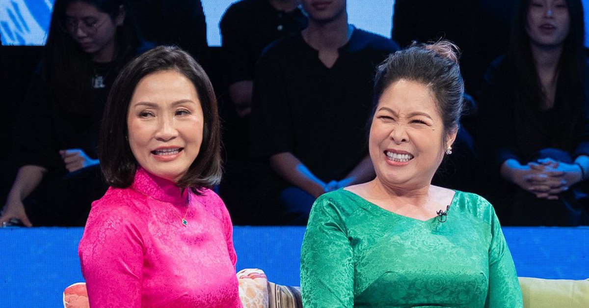 Hồng Vân, Hồng Đào: Hãy dựa lưng nhau mà sống