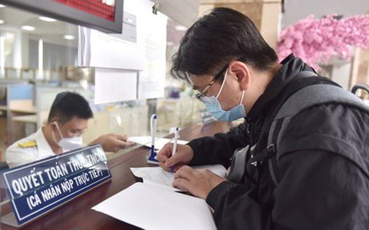 Cục Thuế nói không có tiền trả lương, điện nước, Bộ Tài chính đã giải quyết?