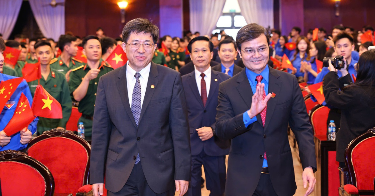 Khai mạc Gặp gỡ hữu nghị thanh niên Việt - Trung