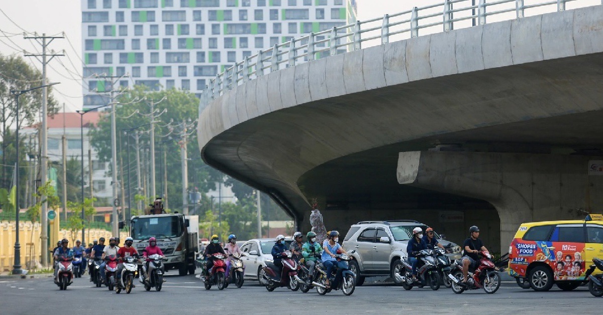 'Chốt' phương án đi lại qua đường nối Trần Quốc Hoàn - Cộng Hòa sau thông xe