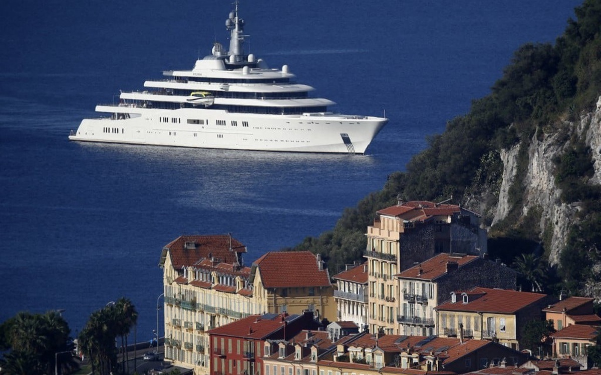 Giới siêu giàu đang bị 'săn đuổi'