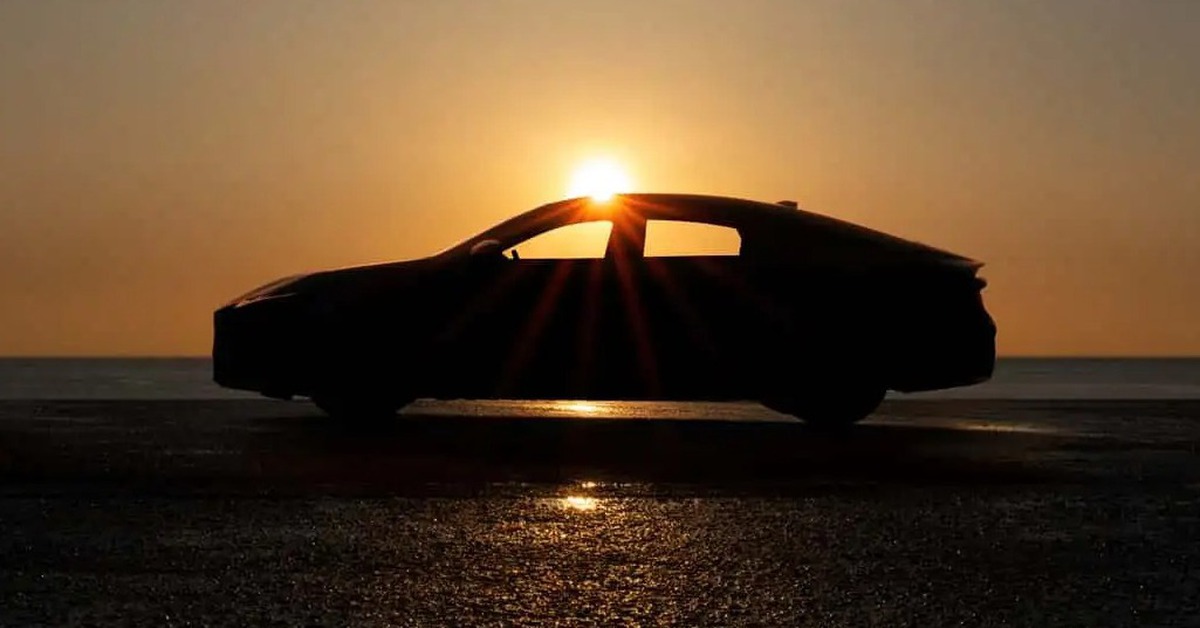 Lexus ES trở lại đối đầu E-Class, 5-Series ngay tháng 4