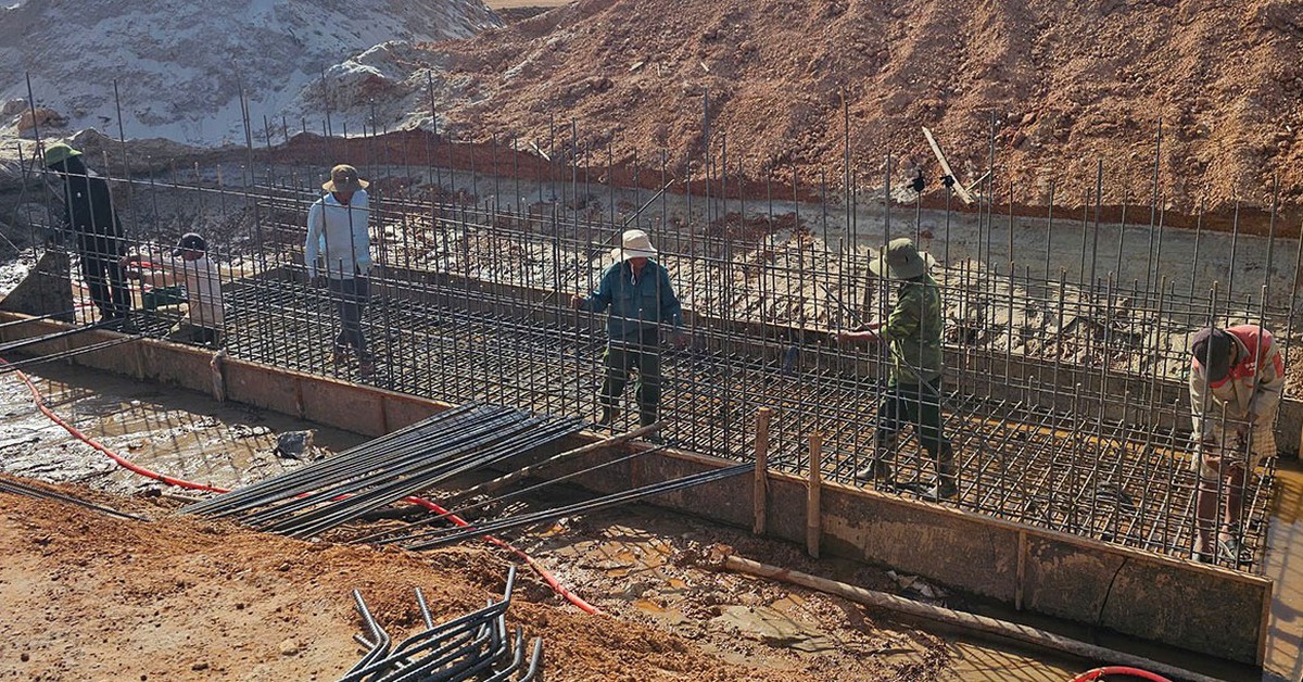 Đường ven biển 2.060 tỉ gặp khó vì đội vốn gần 700 tỉ đồng