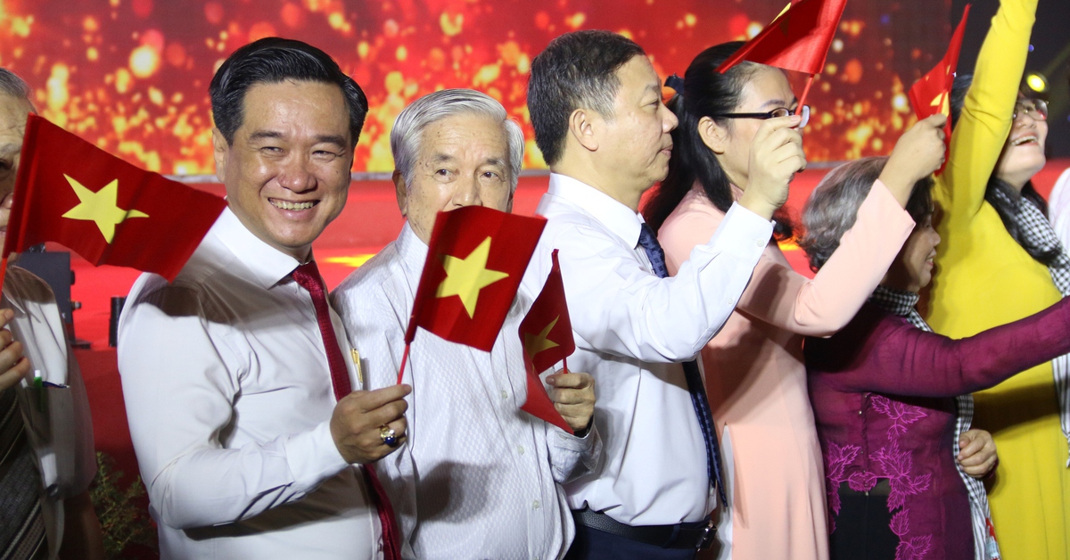 Tri ân hơn 300 người có công 'hàn gắn vết thương chiến tranh' tại quận 3