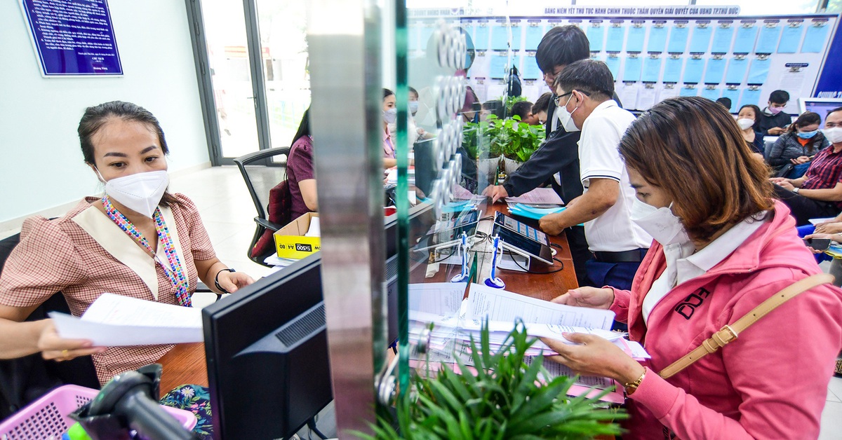Bỏ cấp huyện, sáp nhập xã: Trường học, trạm y tế, thôn, tổ dân phố sẽ sắp xếp thế nào?