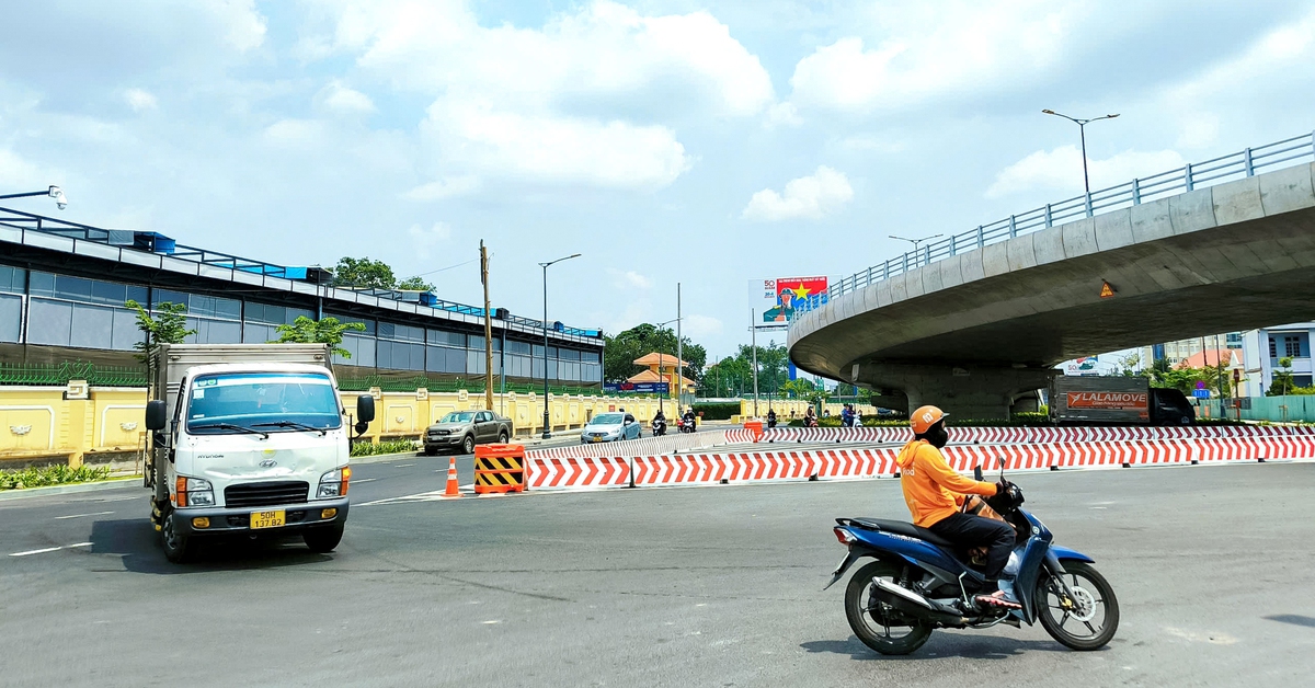 Đường nối Trần Quốc Hoàn sẵn sàng thông xe, đồng bộ nhà ga T3 Tân Sơn Nhất