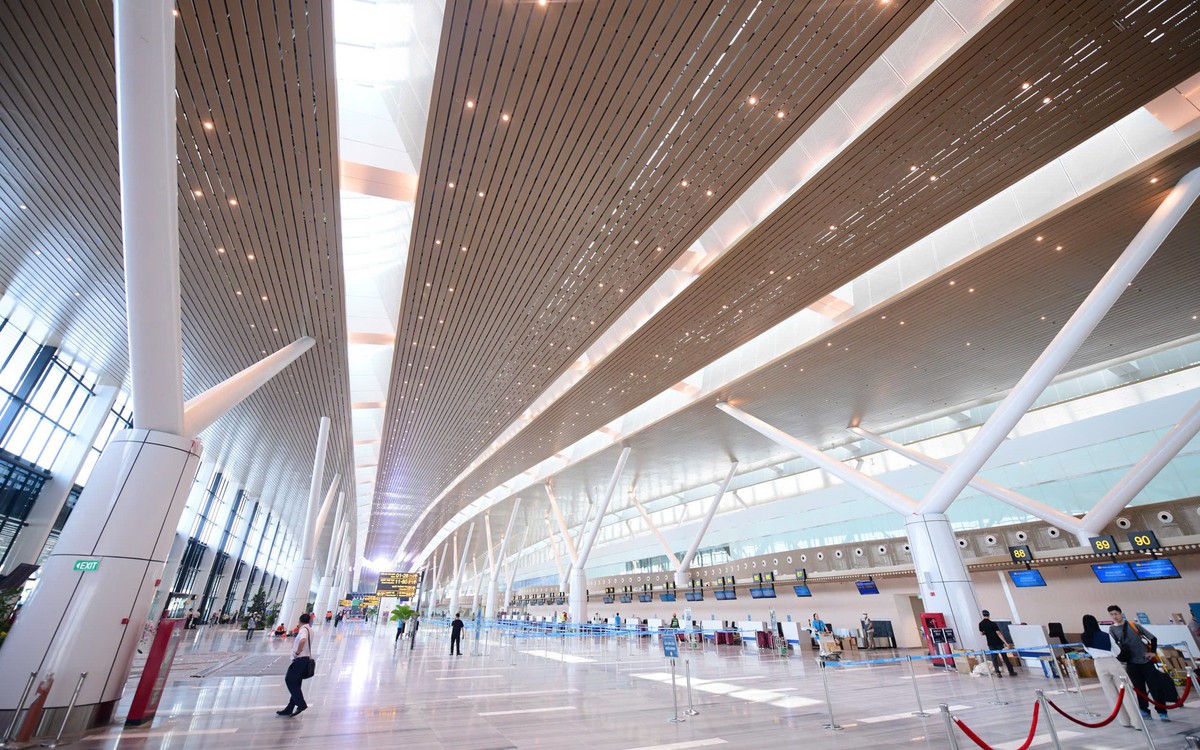 Hình ảnh nhà ga T3 Tân Sơn Nhất đêm trước ngày khánh thành