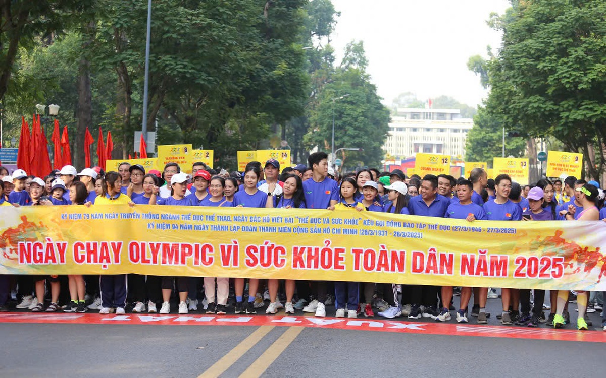 Tối 19-4, khai mạc chuỗi hoạt động thể thao Sắc màu thành phố, có diễu hành thuyền hoa đăng