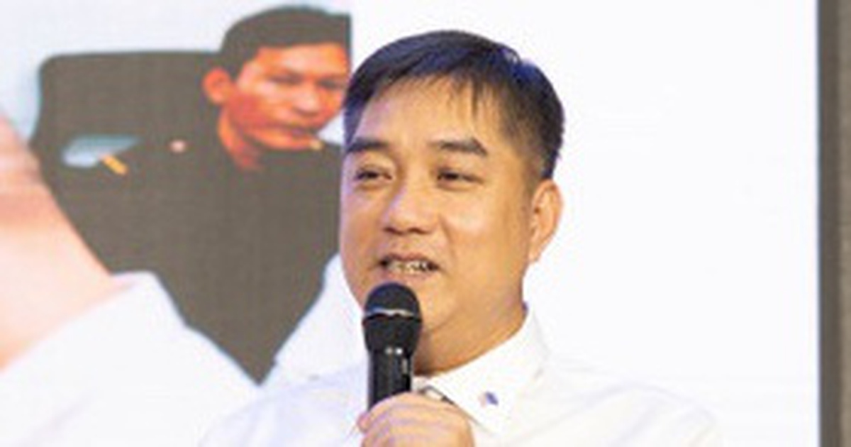 Đừng bỏ học để khởi nghiệp, không có việc nhẹ lương cao