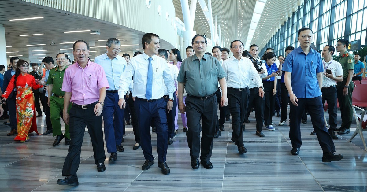 Nhà ga T3 Tân Sơn Nhất khánh thành: Biểu tượng hàng không thông minh
