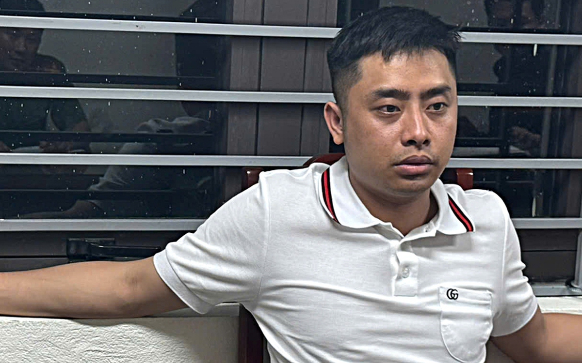 Bùi Đình Khánh: Đằng sau vẻ ngoài hào nhoáng, 'sang chảnh'