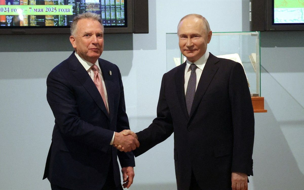 CNN: Chính quyền ông Trump bắn tiếng đàm phán, sẵn sàng công nhận Crimea thuộc Nga