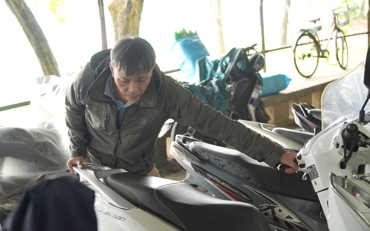 Tình đồng đội của tổ xe thương binh xứ Huế