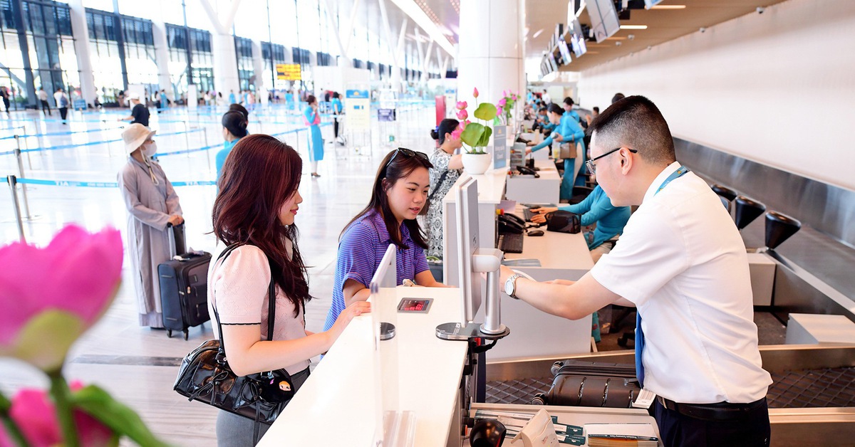 Sân bay Tân Sơn Nhất: Nhà ga T1 và T3 bao giờ mới thật gần?