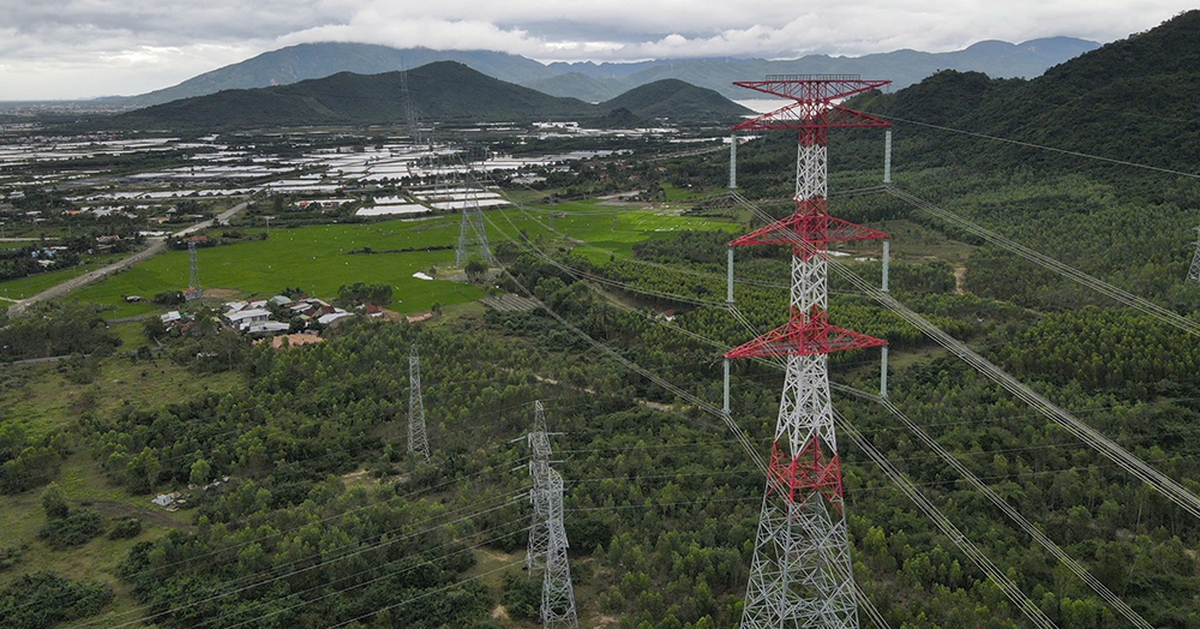 Đường dây 500kV gặp sự cố 'thoáng qua', nhiều nhà máy điện ở miền Nam 'dừng đột ngột'