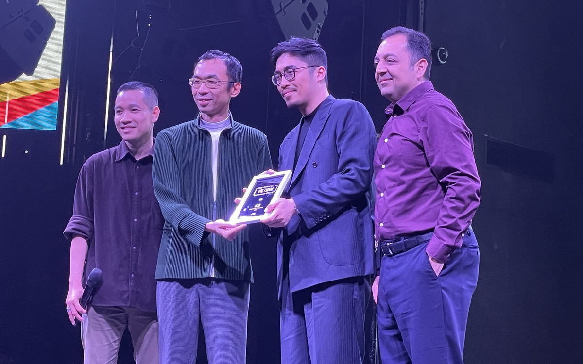 Sơn Tùng M-TP 'oanh tạc' hai bảng xếp hạng mới của Việt Nam