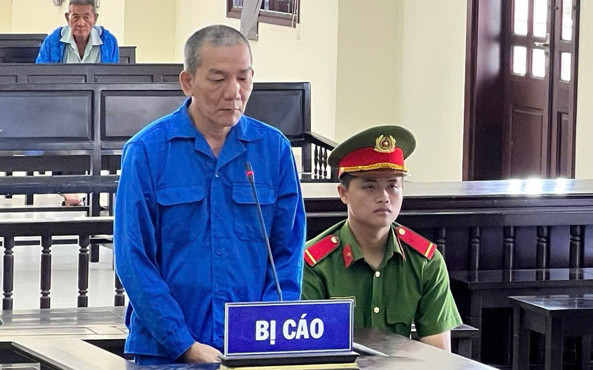 Mâu thuẫn từ việc quét rác, đâm luôn 4 người, nạn nhân có cả trẻ 10 tuổi