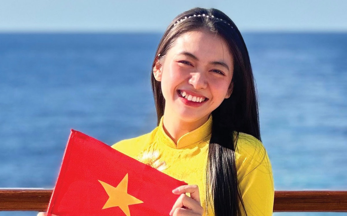 Cô gái săn được hàng chục học bổng giao lưu quốc tế: Bước ra thế giới để trở về