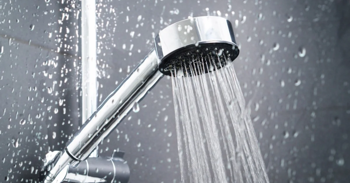 Công ty Hàn Quốc nhắc nhở nhân viên tắm mỗi ngày