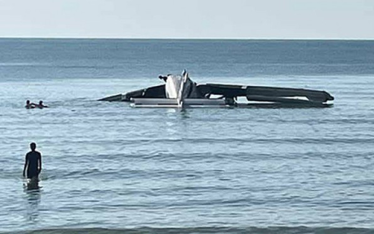 Máy bay rơi trong lúc huấn luyện, 6 cảnh sát Thái Lan tử nạn