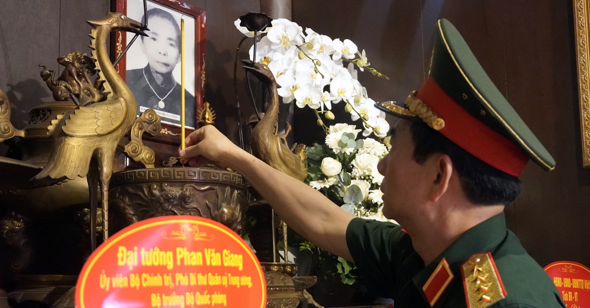 Đại tướng Phan Văn Giang dự lễ khánh thành nhà lưu niệm Anh hùng liệt sĩ Võ Thị Sáu
