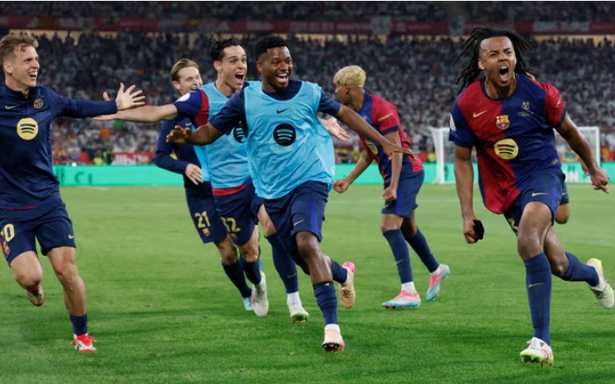 Thắng Real sau 120 phút kịch tính, Barca đoạt Cúp nhà Vua