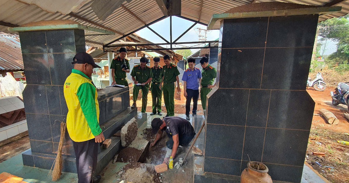 Khai quật bào thai 3 tháng tuổi, điều tra vụ bé gái 13 tuổi bị hiếp dâm