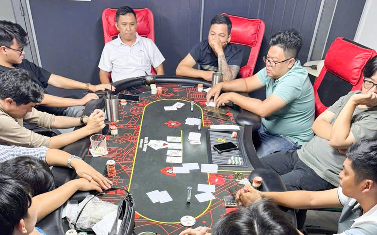 Triệt phá tụ điểm đánh bạc bằng hình thức chơi bài Poker