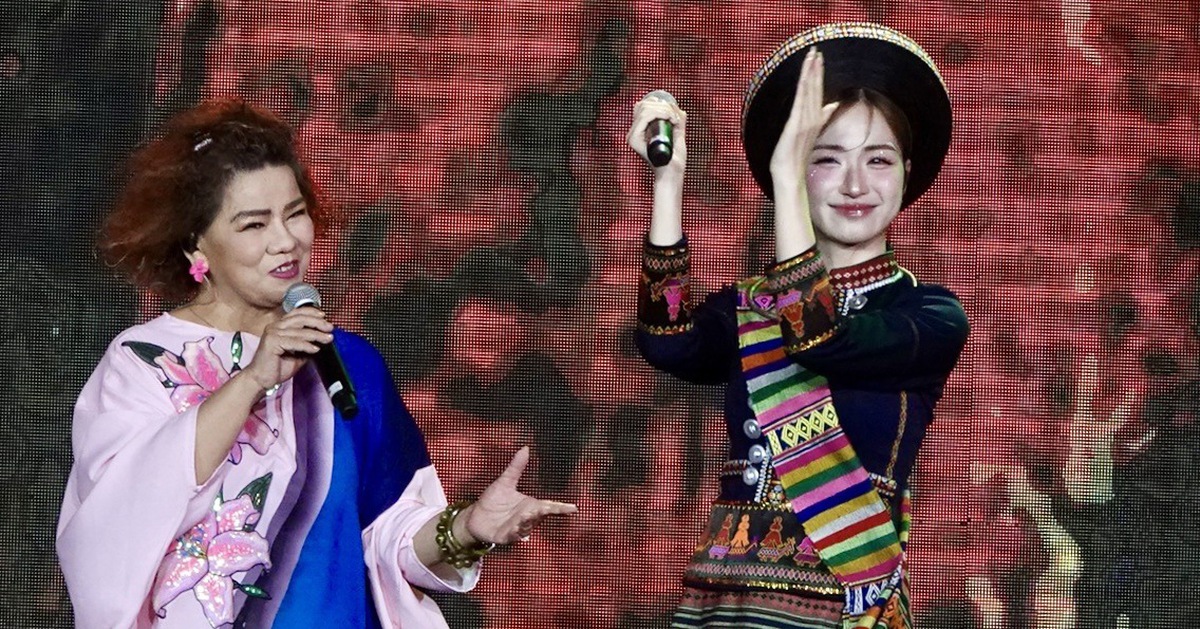 Anh trai vượt ngàn chông gai, Hòa Minzy và phần nối dài của lịch sử