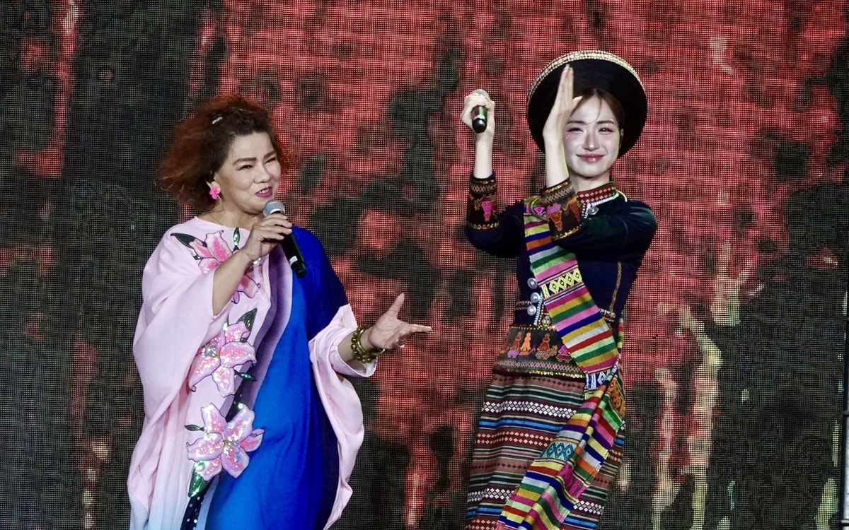 Anh trai vượt ngàn chông gai, Hòa Minzy và phần nối dài của lịch sử
