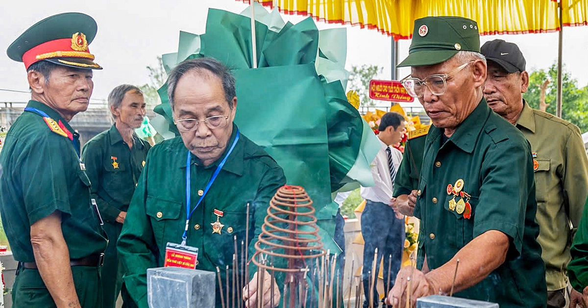 Cựu chiến binh nghẹn ngào ngày khánh thành đền thờ 93 liệt sĩ hy sinh cùng một trận đánh ở Câu Nhi