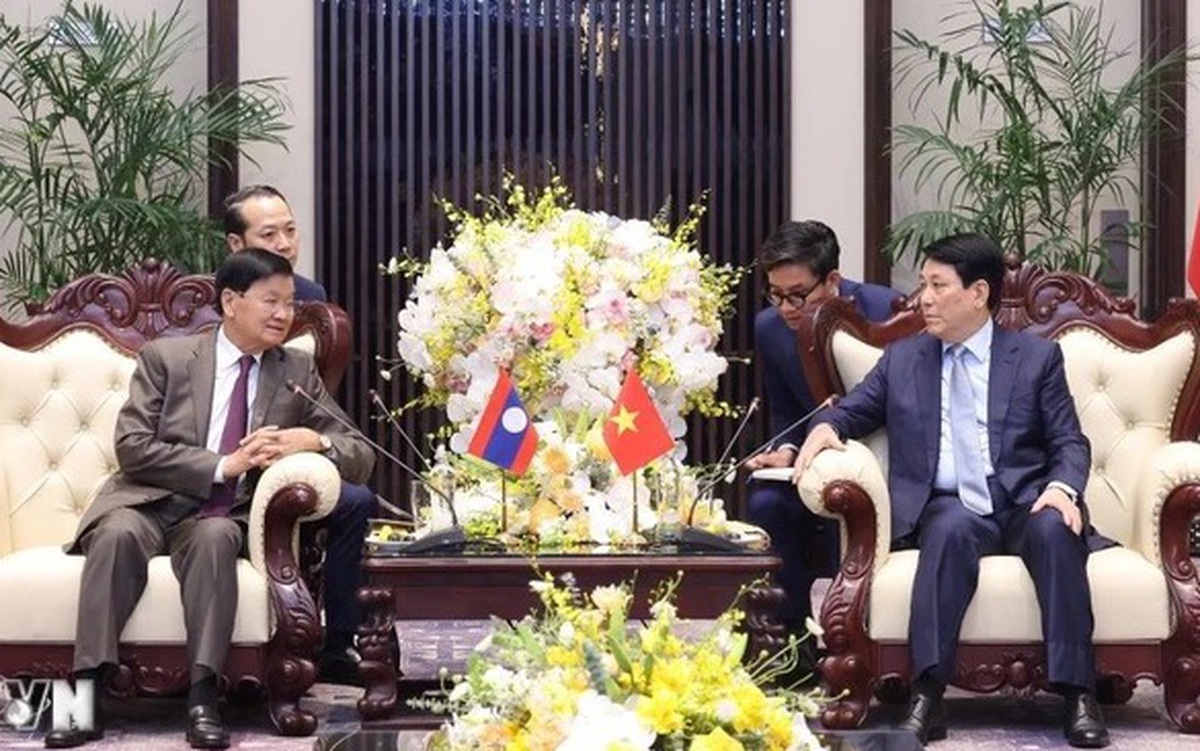 Bến số 3, cảng Vũng Áng là biểu tượng của tình hữu nghị Việt Nam - Lào