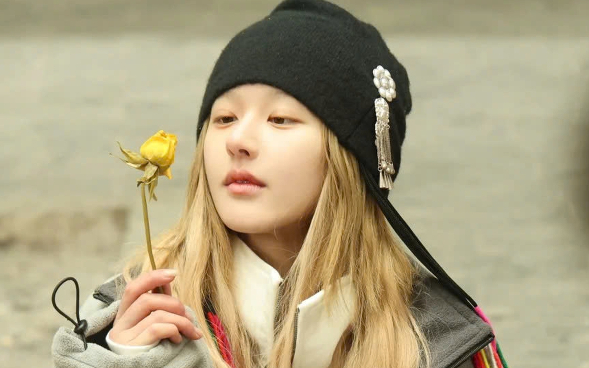 Triệu Lộ Tư sụp đổ danh tiếng, bị chỉ trích làm màu trong show mới