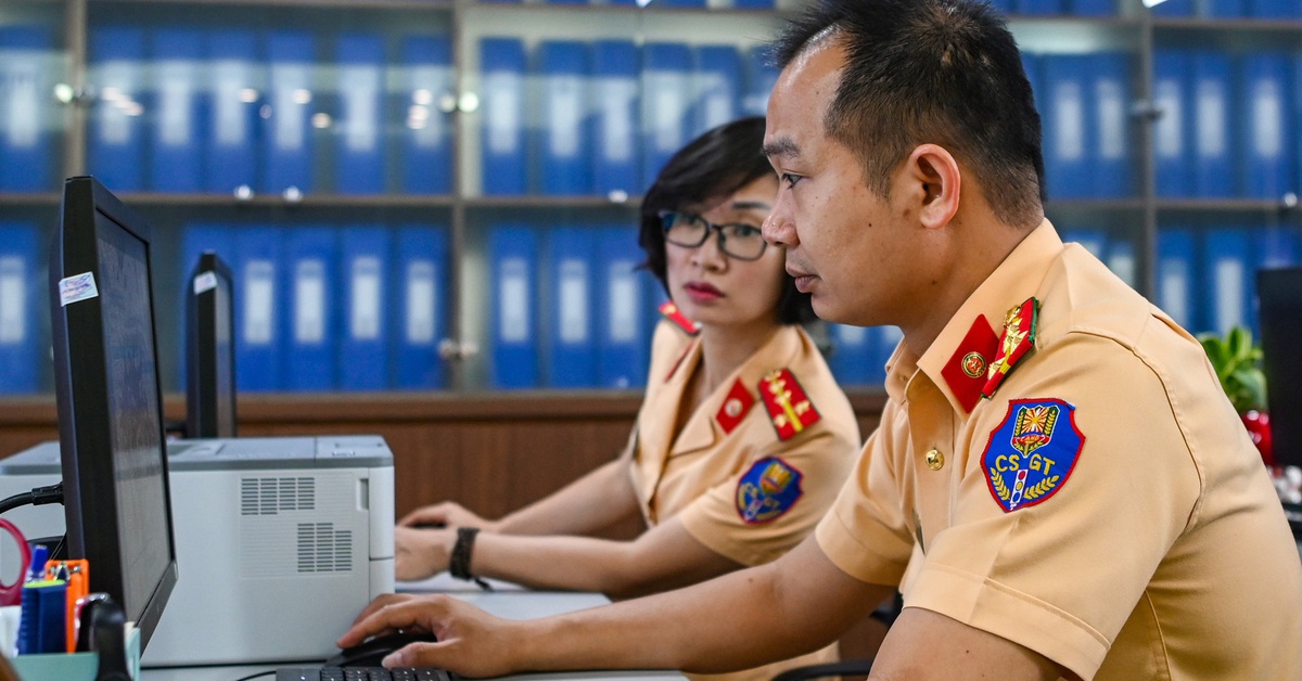 Biển xe máy ngũ quý của Hà Nội và TP.HCM được đấu giá từ ngày 8-4, khởi điểm 5 triệu đồng