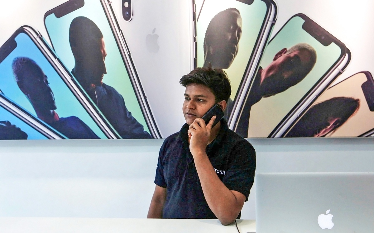 Ấn Độ mời gọi Apple đầu tư sản xuất giữa bão thuế quan của ông Trump