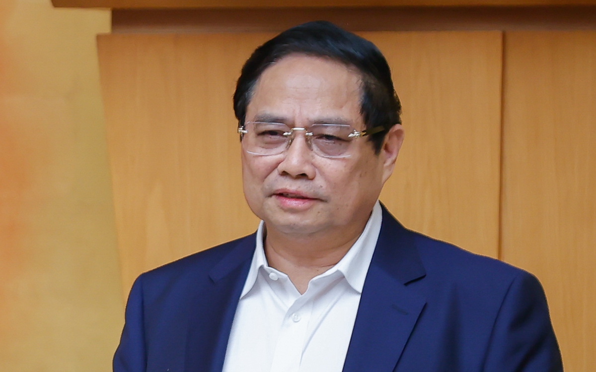 Thủ tướng: Không thay đổi mục tiêu tăng trưởng, không hoảng hốt mà bình tĩnh đàm phán thuế