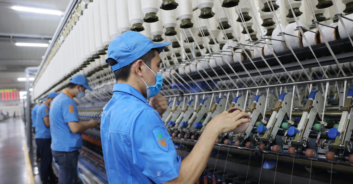 Thu nhập bình quân người lao động cả nước là 8,3 triệu/tháng, có tăng chút ít