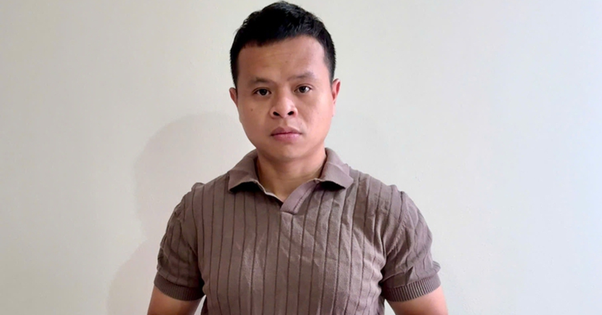 Vụ 'bỗng dưng bị làm giám đốc': Hủy bỏ tạm hoãn xuất cảnh với anh Ngô Hoàng Vỹ