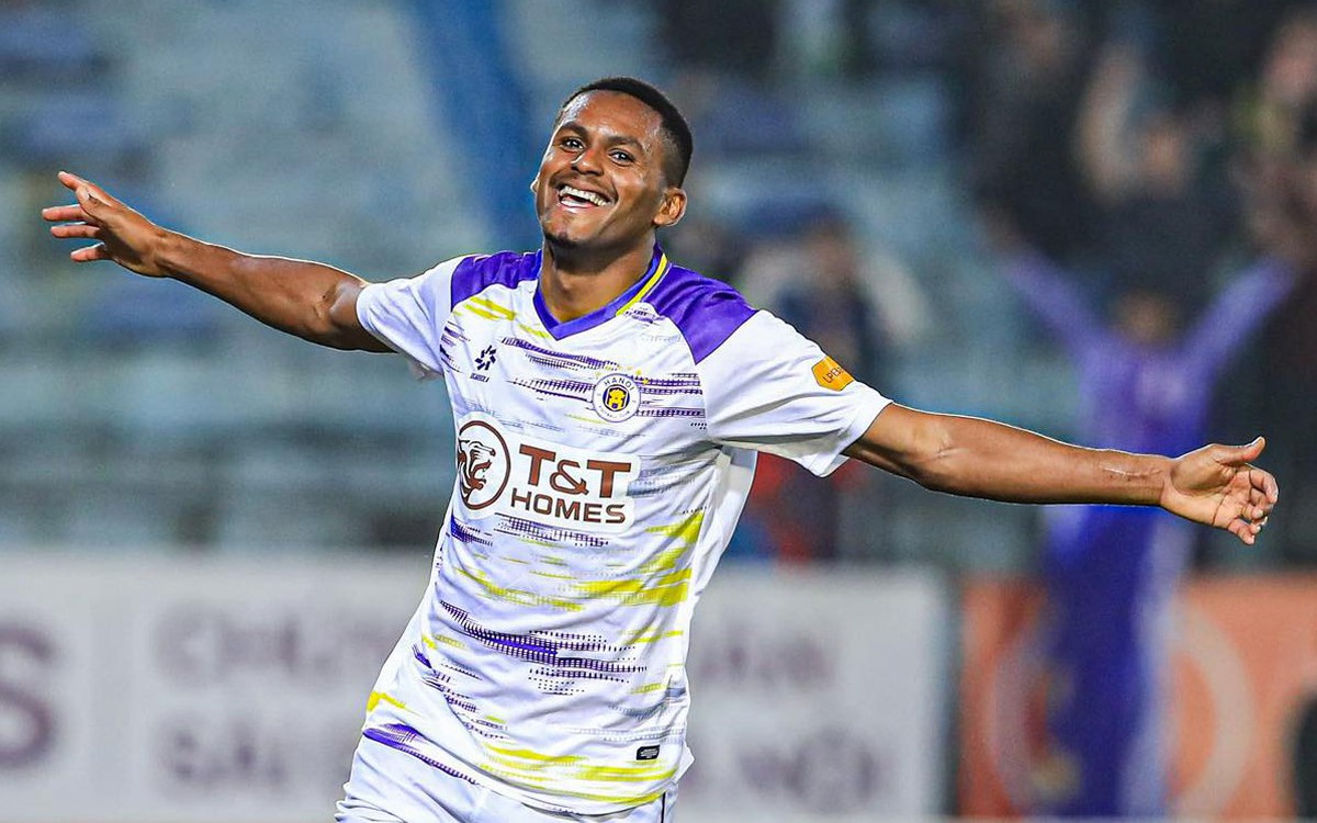 Bảng xếp hạng vòng 17 V-League: Hà Nội vươn lên nhì bảng