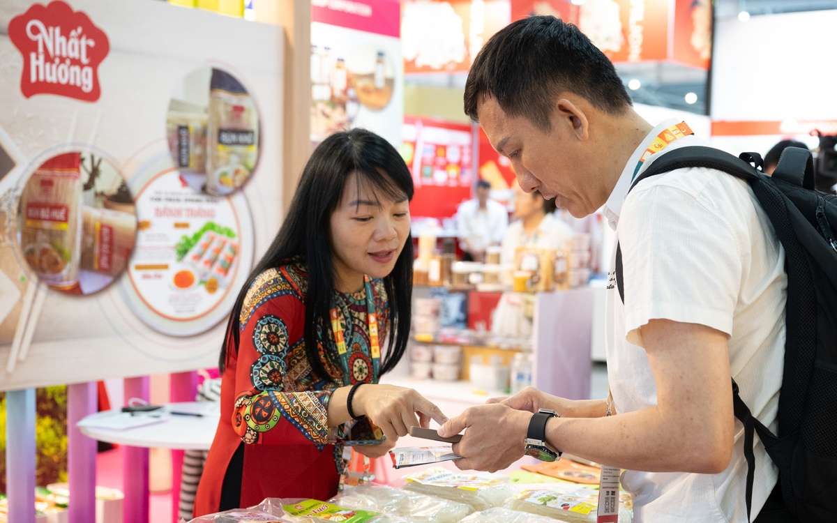 Cà phê, gạo, bún, phở, gia vị... Việt Nam tại Triển lãm thực phẩm và đồ uống ở Singapore